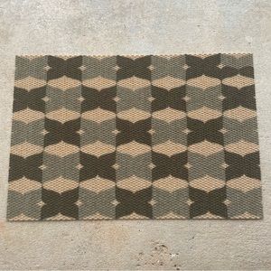 NWOT Geometrical X Hobnail Door Mat